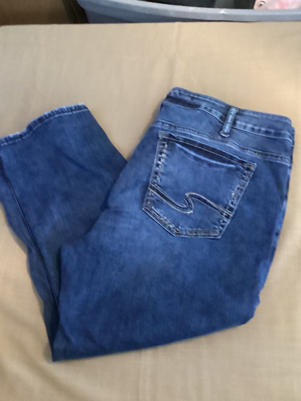 Silver Jeans Women's Dark Blue Capri Denim
